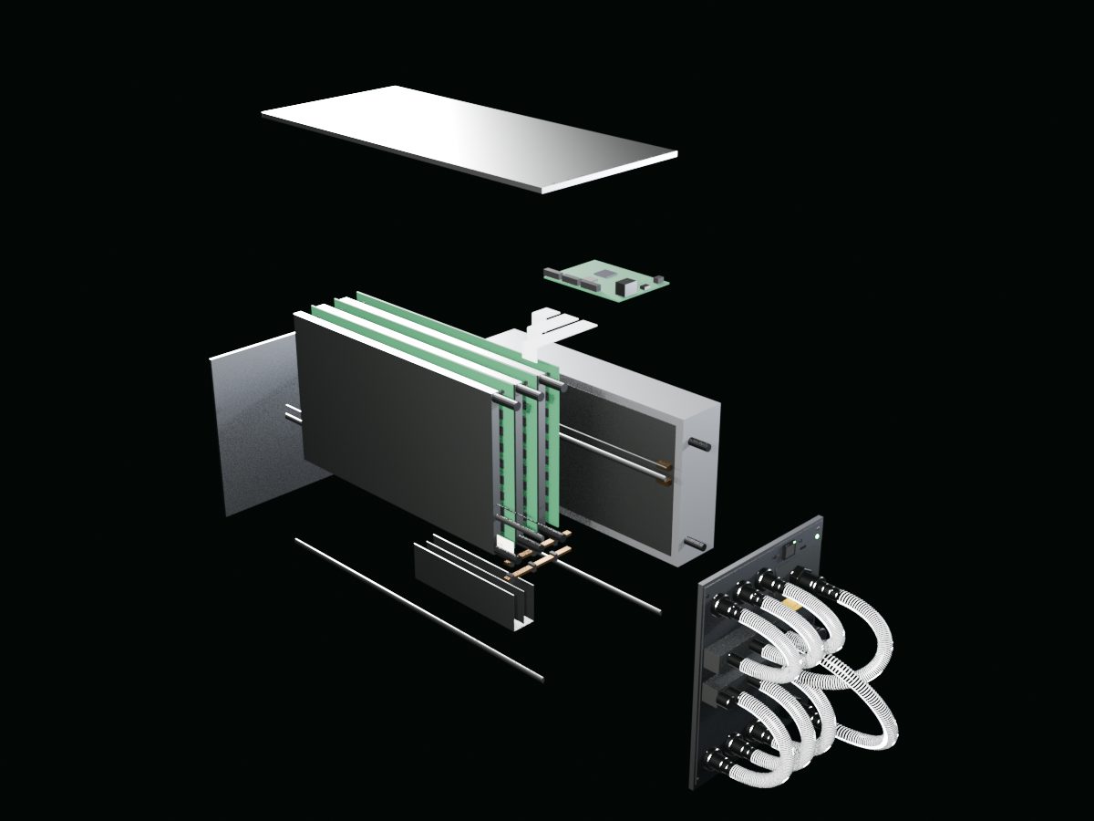 Vue éclatée 3D d'un Antminer S21 Hydro : capot, carte de contrôle, nappes, trois hashboards avec leurs puces BM1368 et plaques froides, alimentation APW11, façade avec raccords d'eau